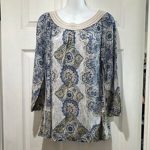 Blue and Cream Women's Top